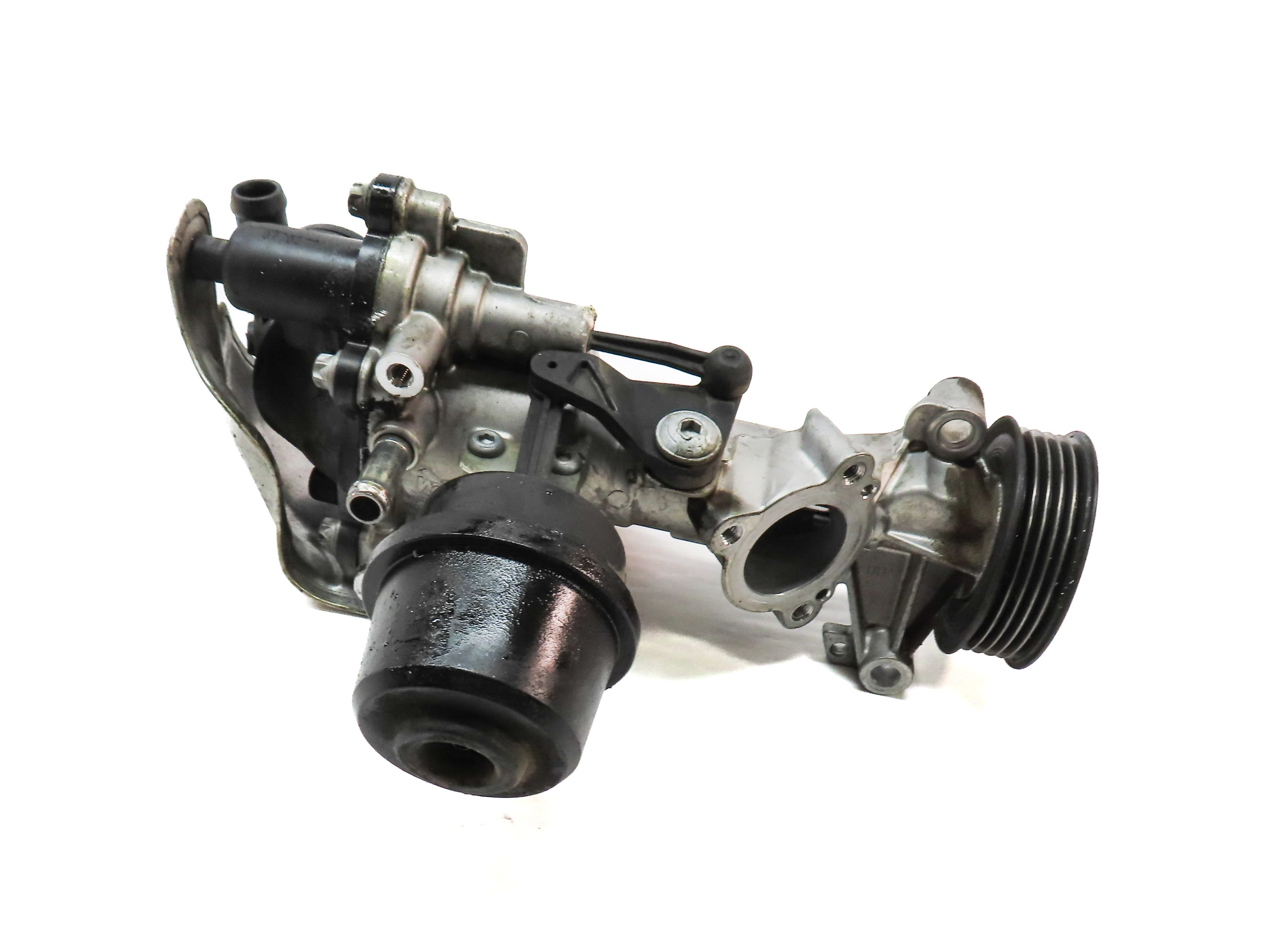2013-2020 MERCEDES B250 CLA250 GLA250 (C117 W117 W246 X156) 2.0L WATER PUMP — exact item pictured